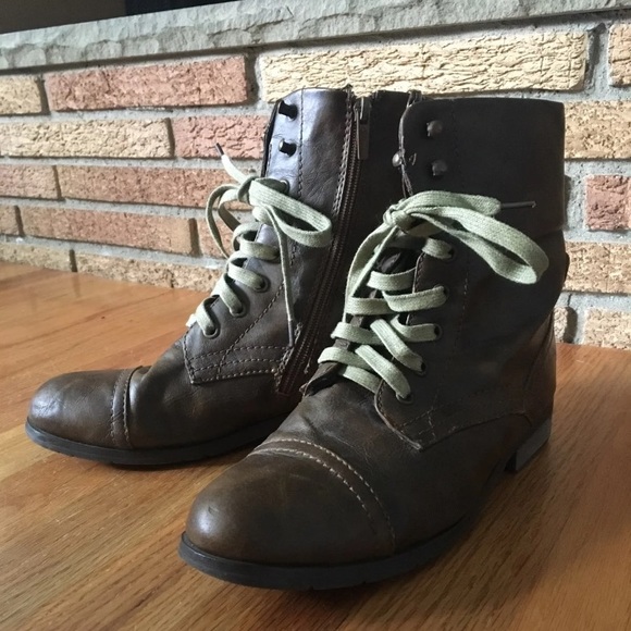 Wanted Shoes - Brown Vegan Leather Boots